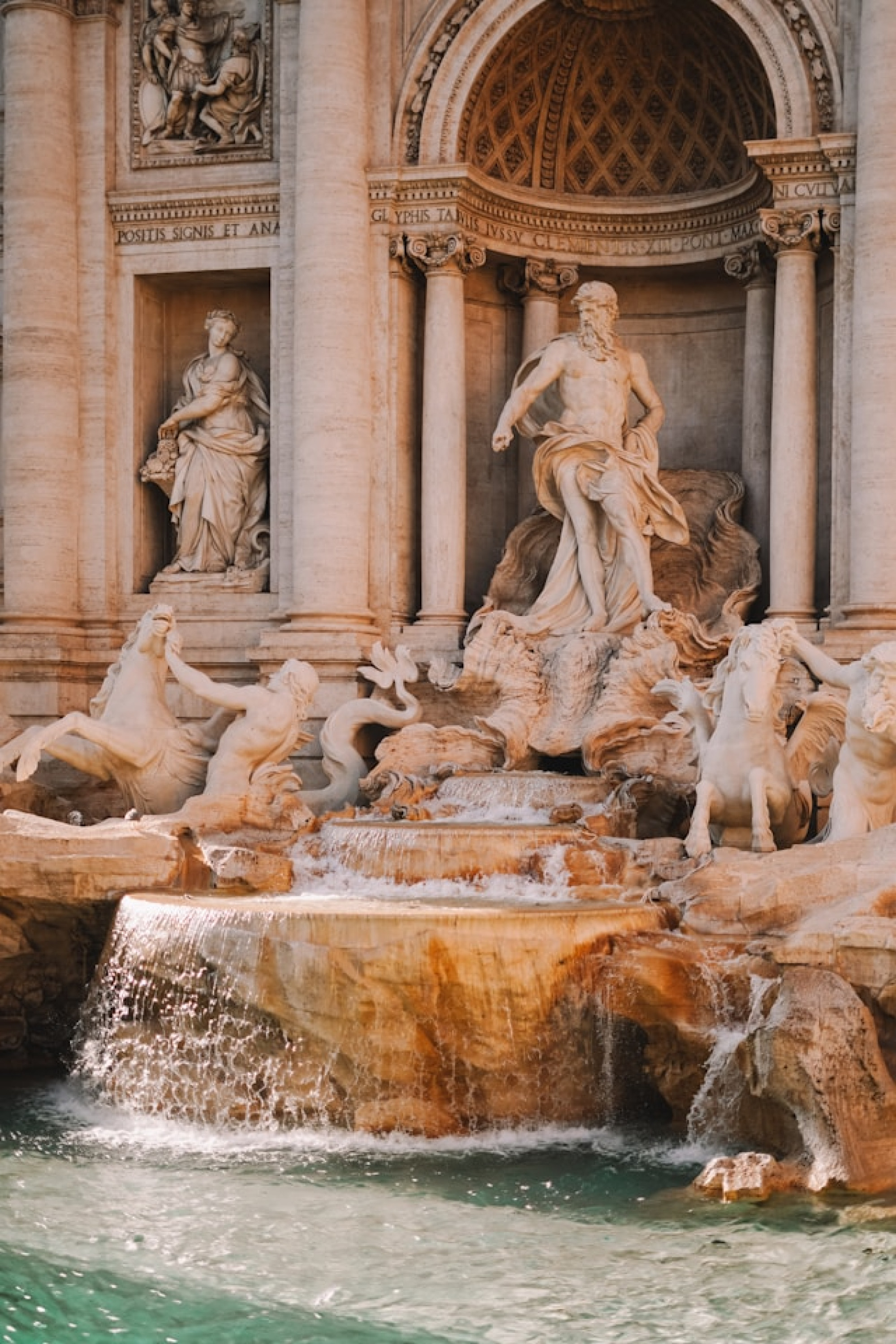 Discover Rome, Italy. Like a Local, Explore, and Connect