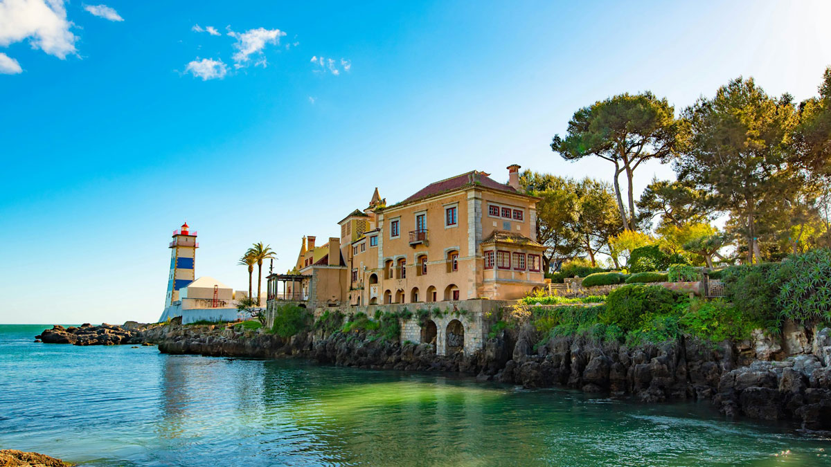 Senior Travel Cascais: A Perfect Weekend Getaway from Lisbon