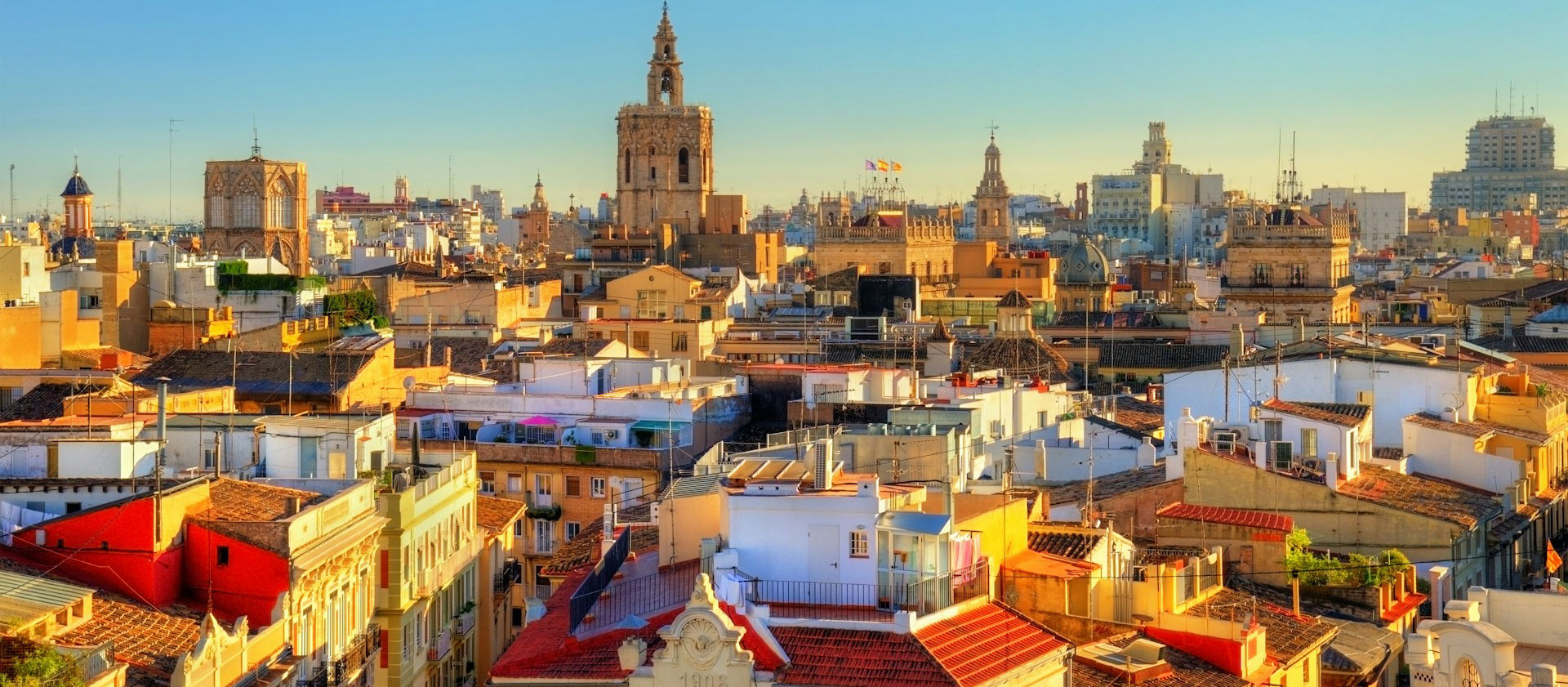 Solo Senior Travel in Valencia: A Guide to Exploring Spain